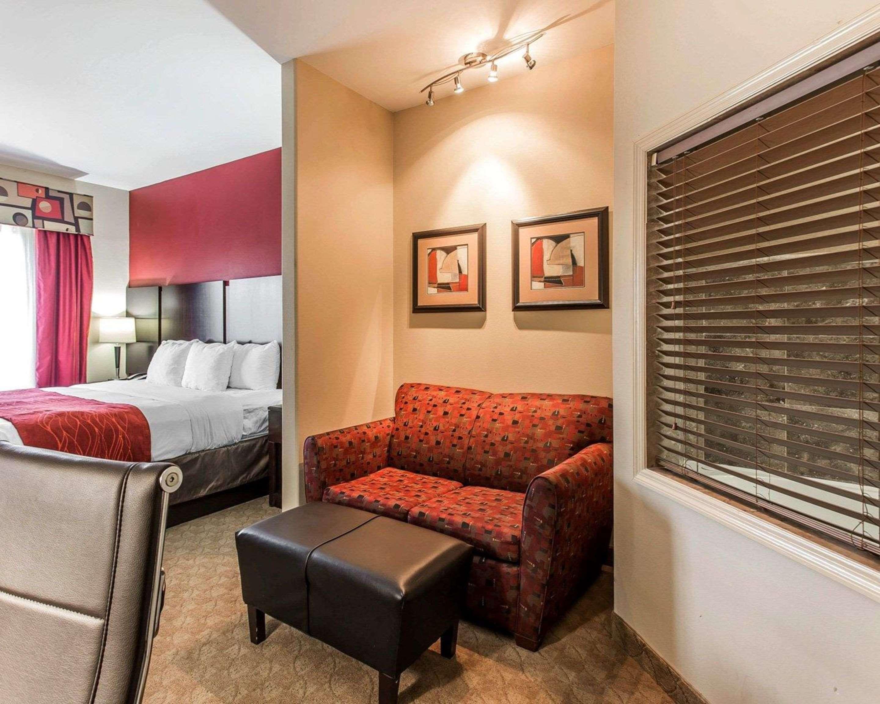 Comfort Suites Stockbridge Atlanta South Экстерьер фото