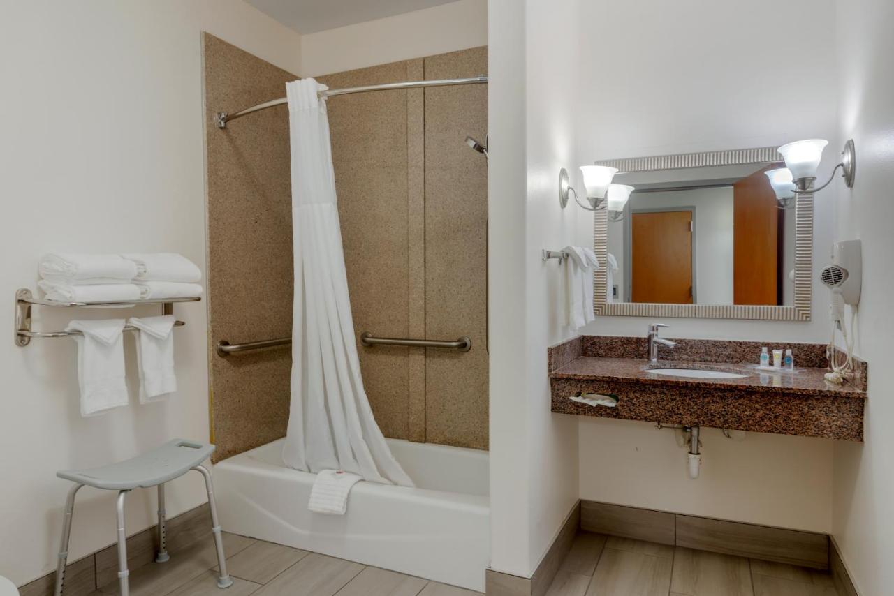 Comfort Suites Stockbridge Atlanta South Экстерьер фото