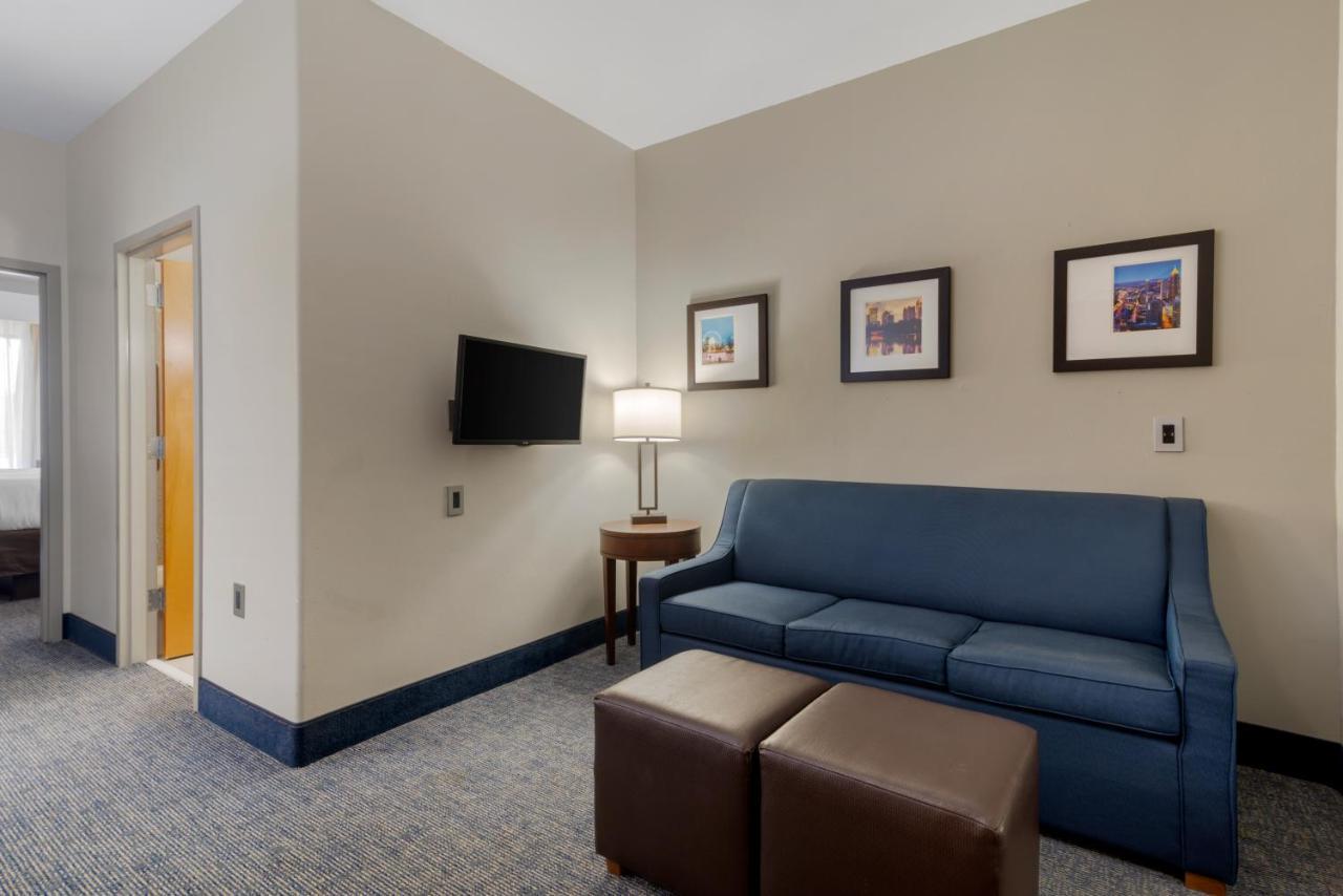 Comfort Suites Stockbridge Atlanta South Экстерьер фото