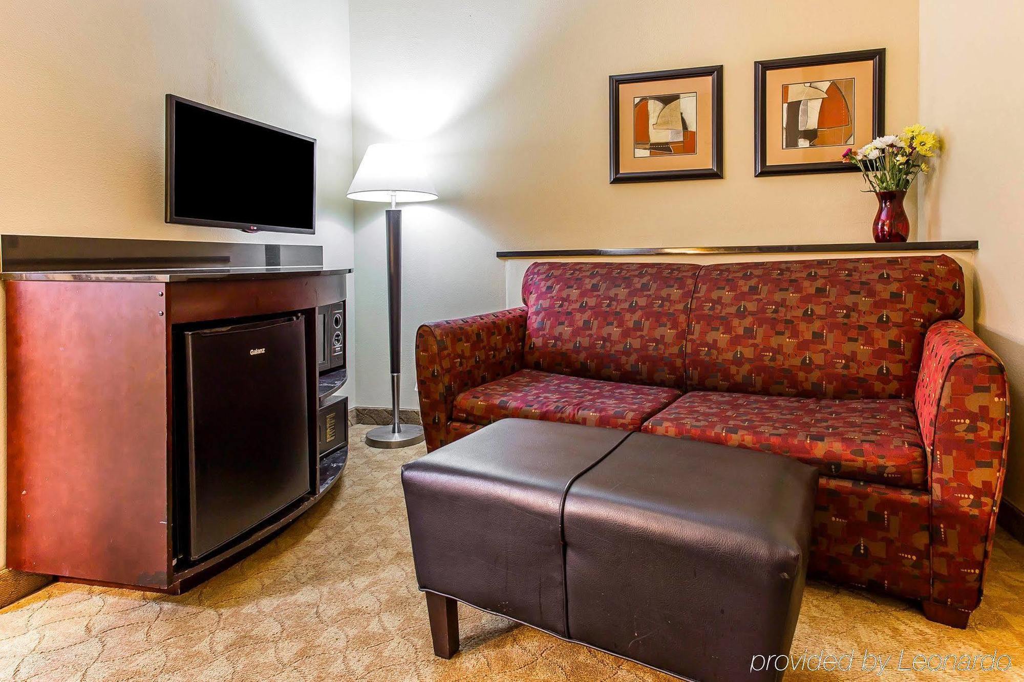 Comfort Suites Stockbridge Atlanta South Экстерьер фото