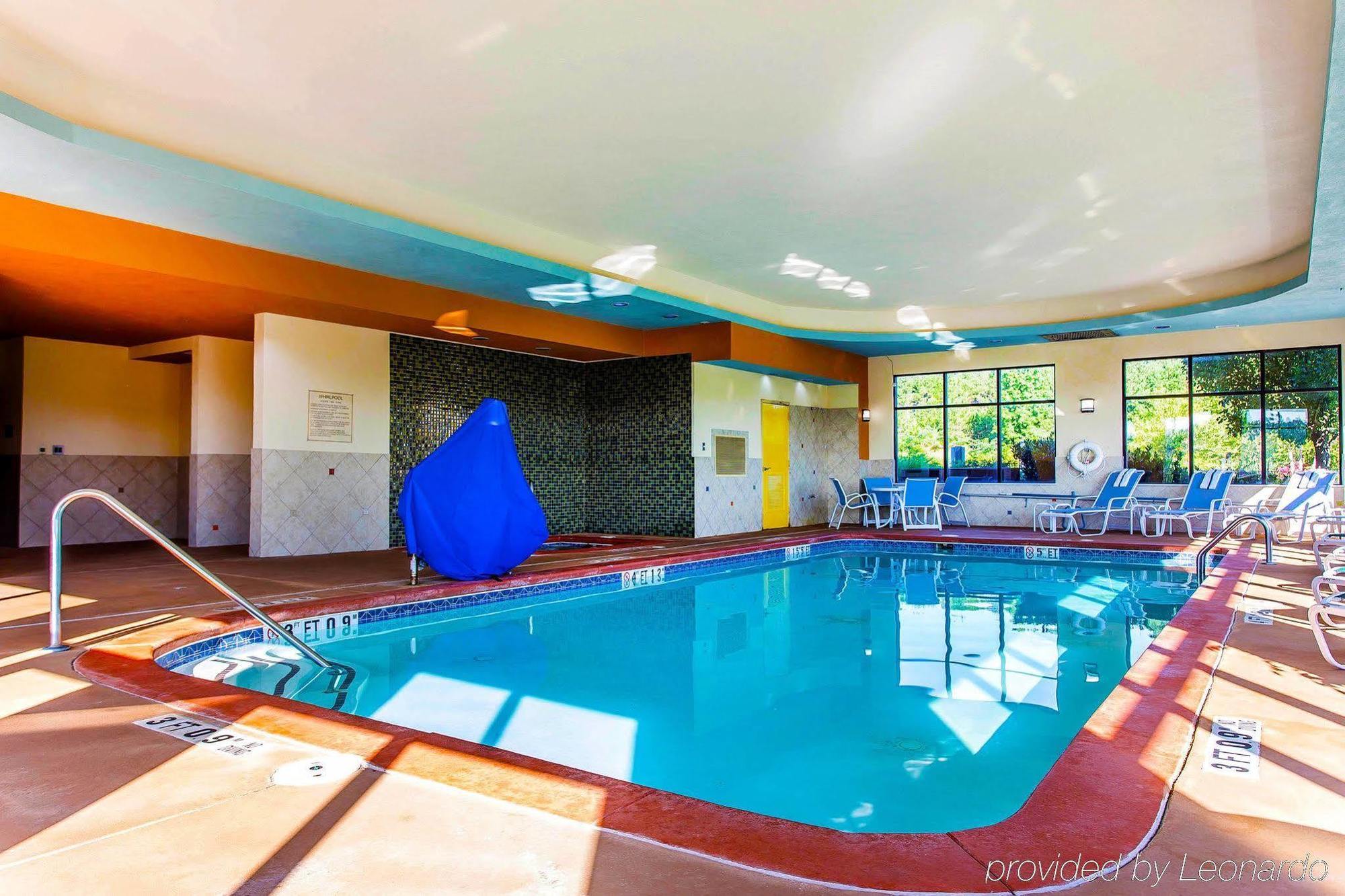 Comfort Suites Stockbridge Atlanta South Экстерьер фото